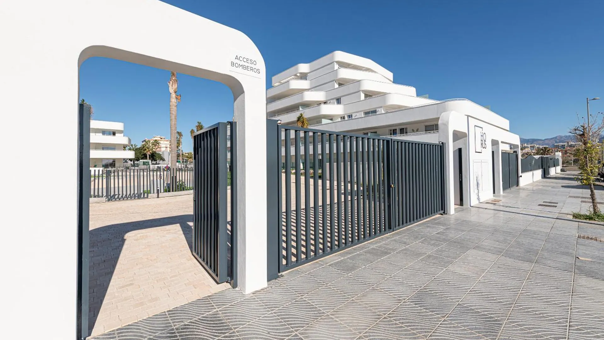 Wintowinrentals Exclusive Apartment With A Large Terrace In The Coastal Paradise Of Torre Del Mar 0*,