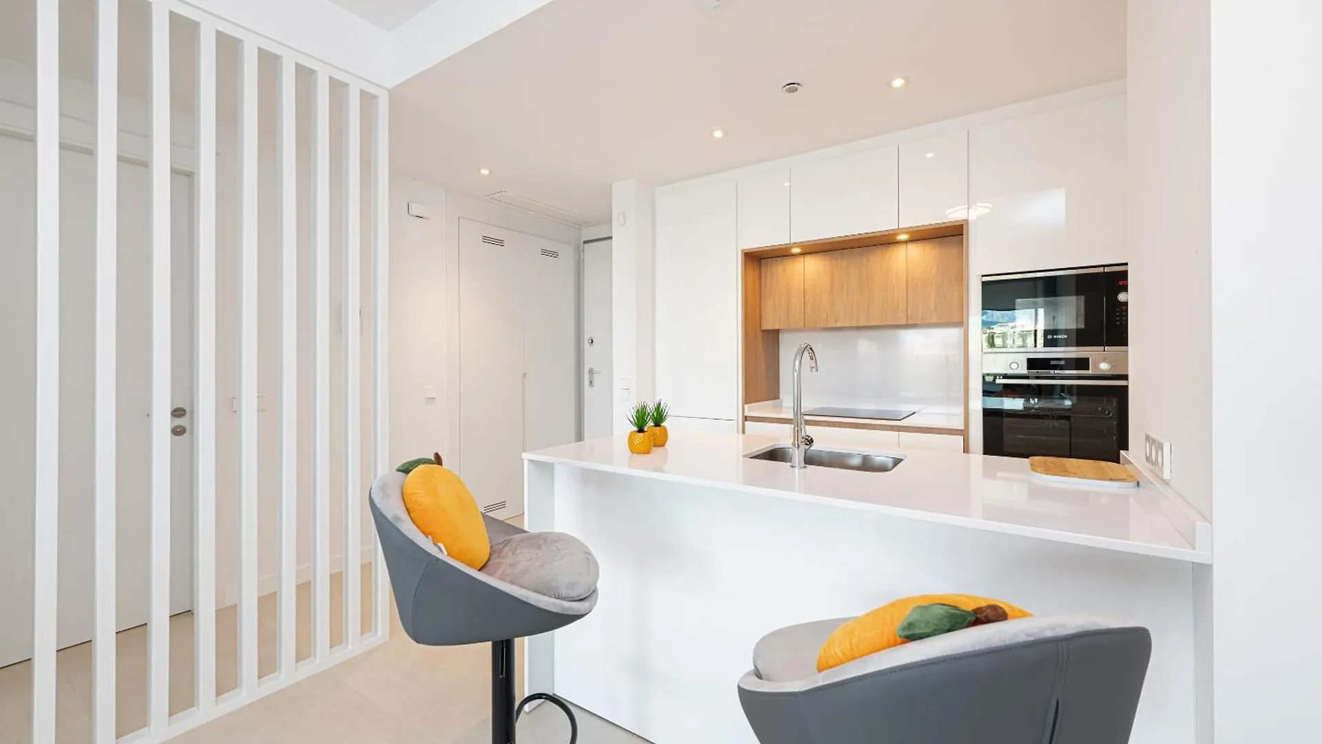 Wintowinrentals Exclusive Apartment With A Large Terrace In The Coastal Paradise Of Torre Del Mar 0*,  Spain