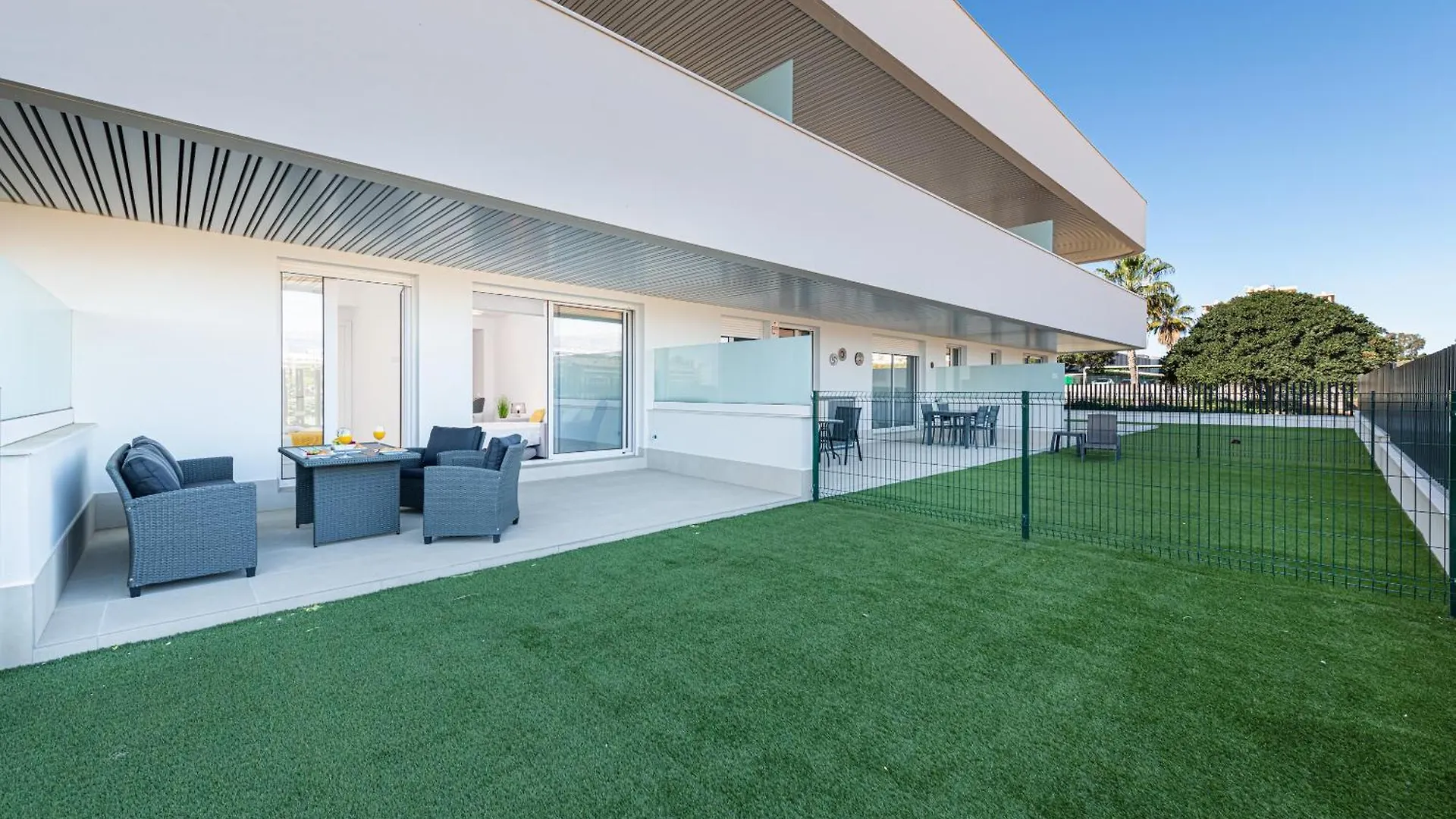 Wintowinrentals Exclusive Apartment With A Large Terrace In The Coastal Paradise Of Torre Del Mar
